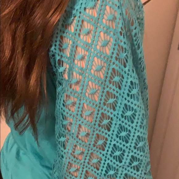 Turquoise top - Picture 3 of 3